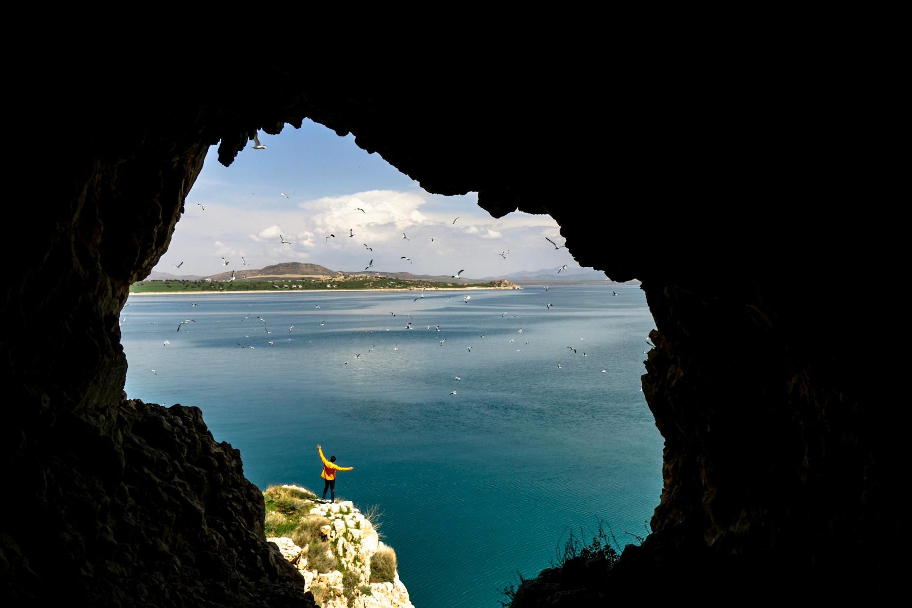 Van Cave