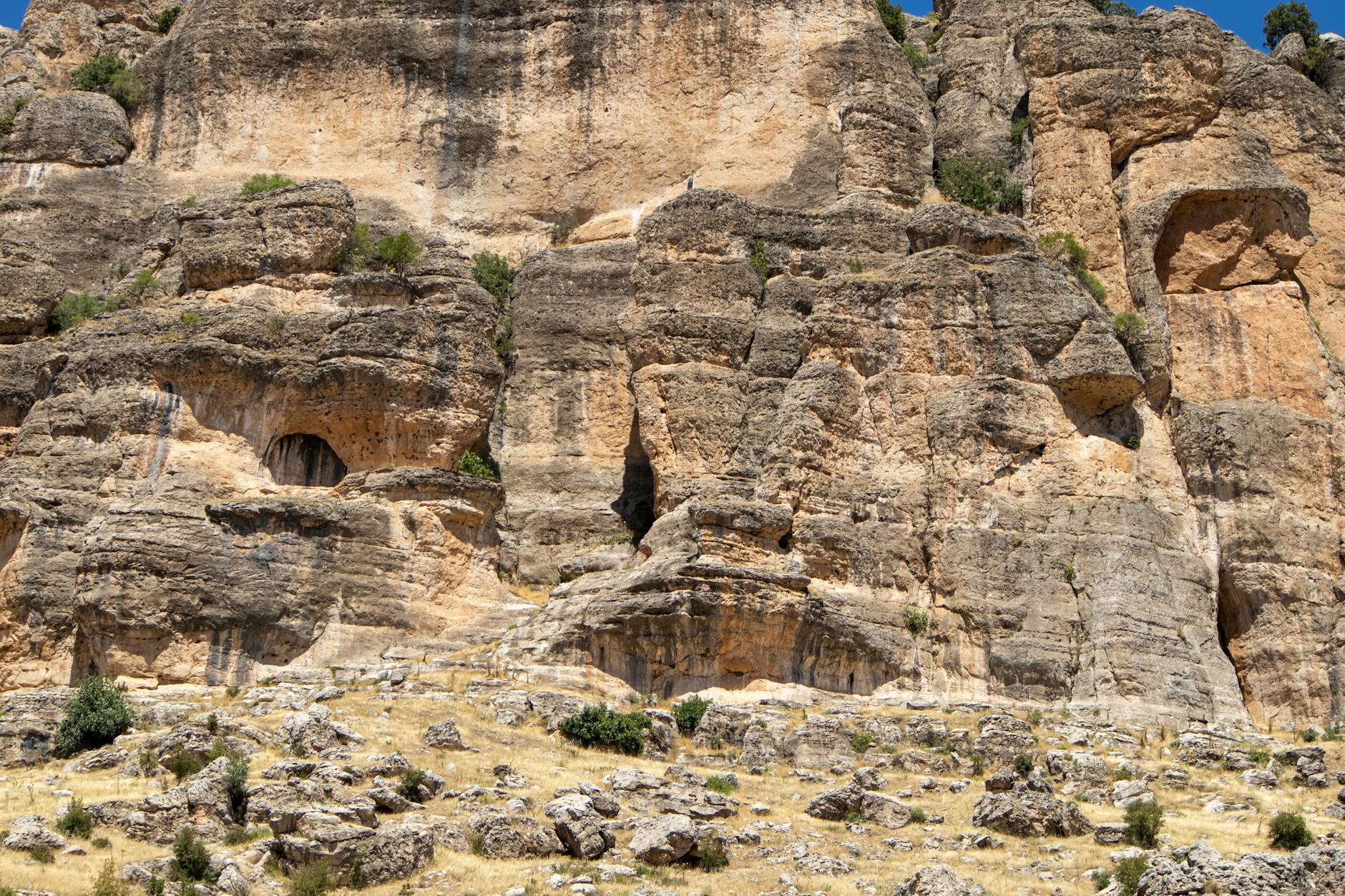 Diyarbakır Cave