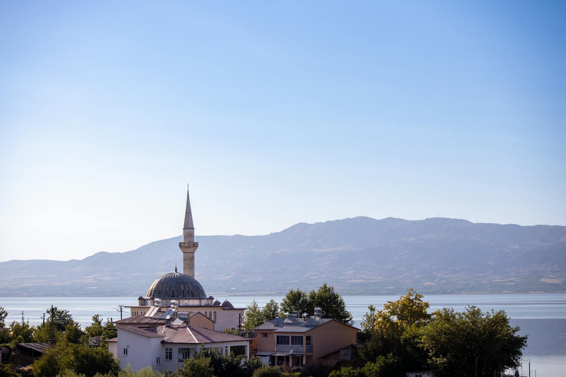 Uşak Lake