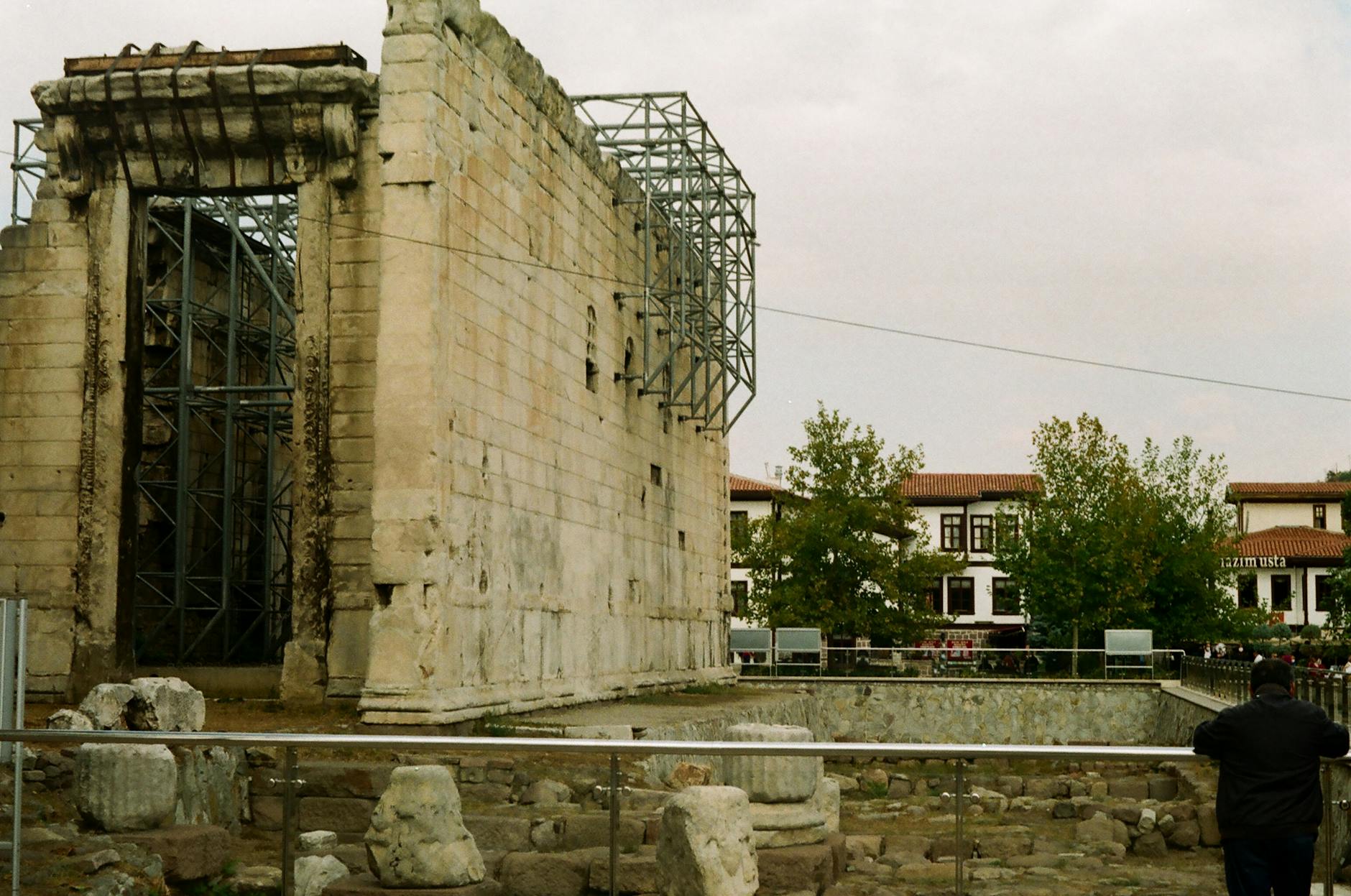 Augustus Tapınağı