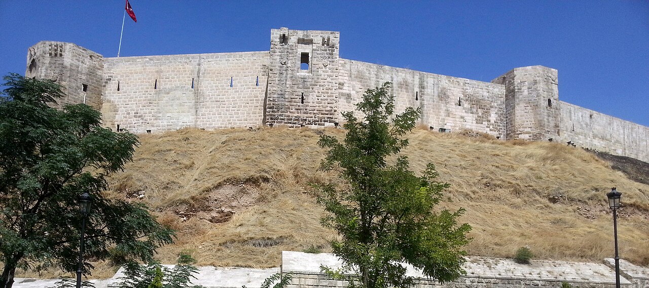 Gaziantep Kalesi ve Tarihi Çevresi